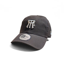 MTL x NEW ERA 9TWENTY - Brun/Brown